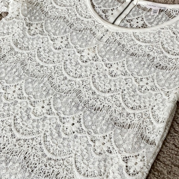 Lace t-shirt - Picture 3 of 6